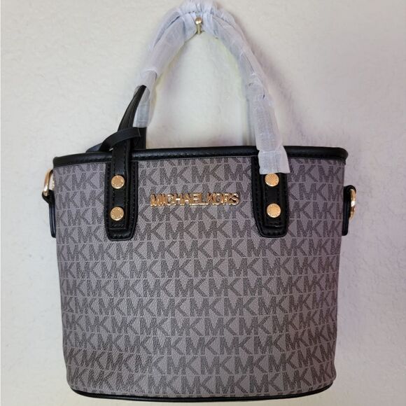 Michael Kors Small Tote - Picture 1 of 9